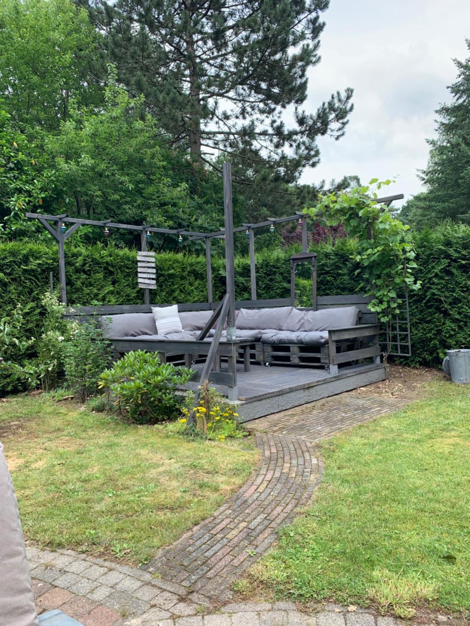 Dubbele Chalet Op Recreatiepark Topparken Op De Veluwe In Beekbergen Met Grote Vrije Tuin En Eigen Parkeerplaats Zimmer foto